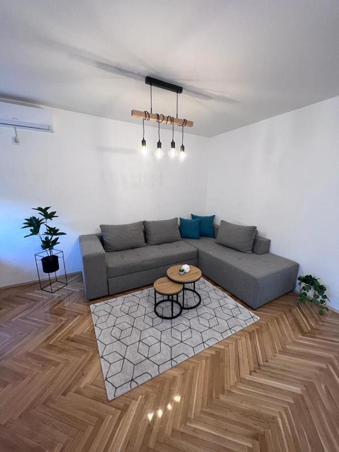 Sari City Center Apartment Novi Sad Ngoại thất bức ảnh