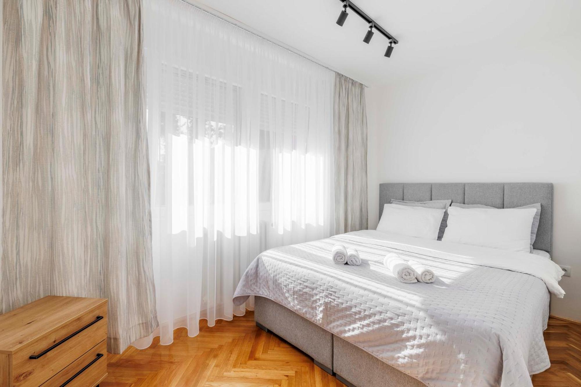 Sari City Center Apartment Novi Sad Ngoại thất bức ảnh